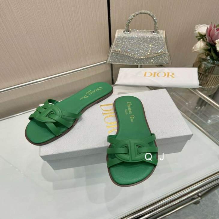 Picture of Dior Slippers _SKUDiorsz35-40XJ06092940